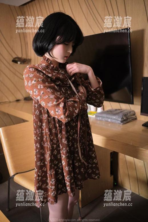 Jang Joo(장주)黑白写真，就像咖啡里加了太多奶，找不到苦的味道了